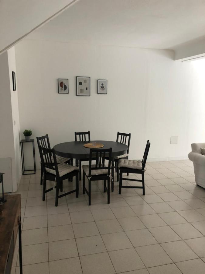 Ferienwohnung L'Etape De La Tour Grand-Fougeray Exterior foto